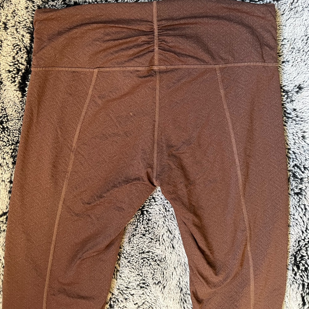 Prana Ruched Textured Leggings, ankle crop, dusty plum - sz M